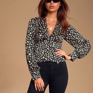Lulus XS Gold & Black Leopard Long Sleeve